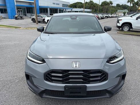 Used 2025 Honda HR-V Sport image 8