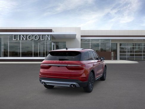 New 2025 Lincoln Corsair Reserve image 8