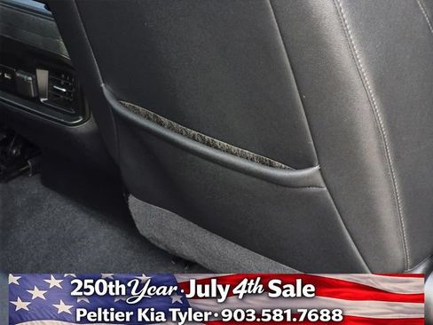 Used 2021 Chevrolet Silverado 1500 LT Trail Boss w/ Convenience Package II AWD/4WD image 17