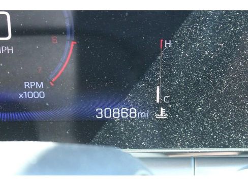 Used 2024 Chevrolet Trax LT w/ Driver Confidence Package image 22