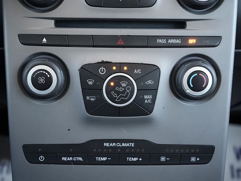 Used 2015 Ford Flex SE FWD image 31
