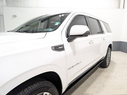 Used 2023 GMC Yukon XL Denali Ultimate image 7