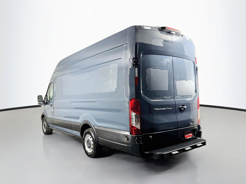 Used 2019 Ford Transit 250 148 High Roof Extended RWD image 3