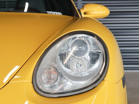 Used 2005 Porsche Boxster image 26