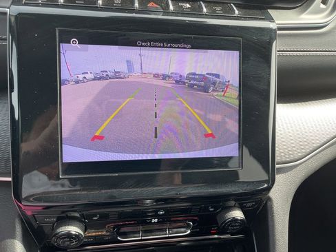 Used 2024 Jeep Grand Cherokee Altitude image 46