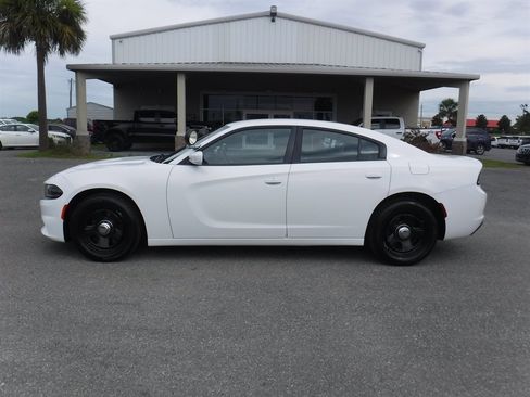 Used 2021 Dodge Charger Police RWD image 1