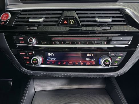 Used 2019 BMW M5 w/ Executive Package image 39