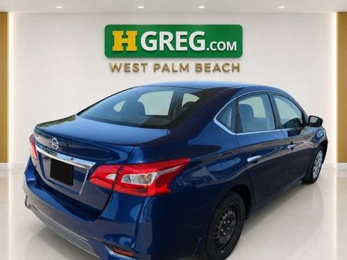 Used 2019 Nissan Sentra S FWD image 6