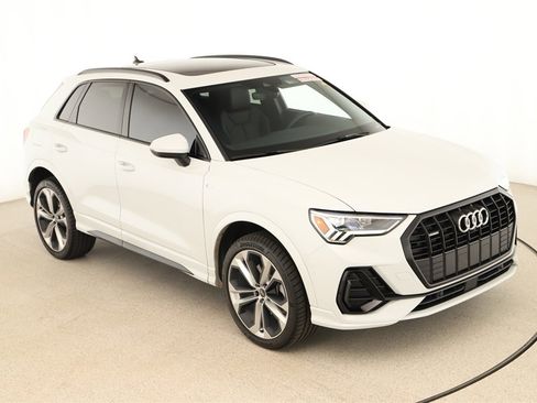 Certified 2022 Audi Q3 2.0T Premium Plus image 36