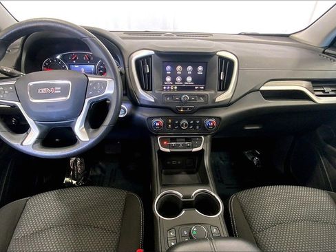 Used 2023 GMC Terrain SLE w/ Driver Convenience Package image 15