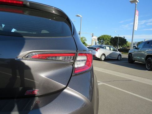 Used 2021 Toyota Corolla SE image 11