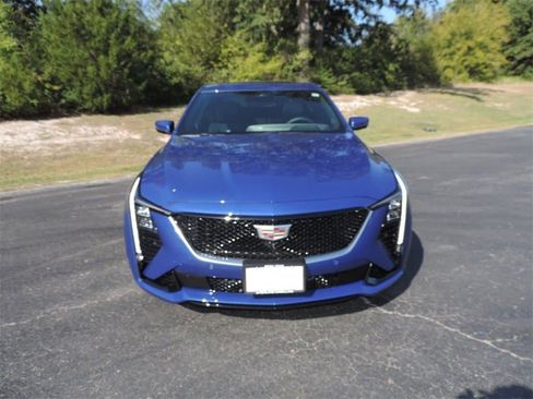 Certified 2025 Cadillac CT5 Sport image 2