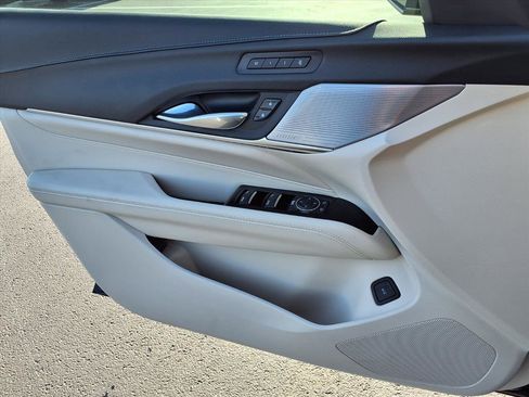 Used 2025 Cadillac CT4 Premium Luxury image 21