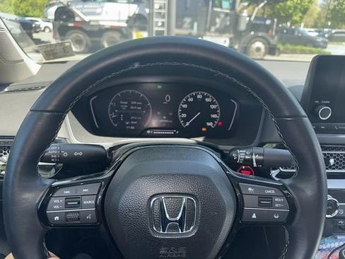 Used 2024 Honda Civic EX image 10