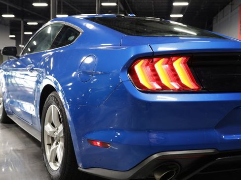 Used 2019 Ford Mustang Coupe RWD image 22