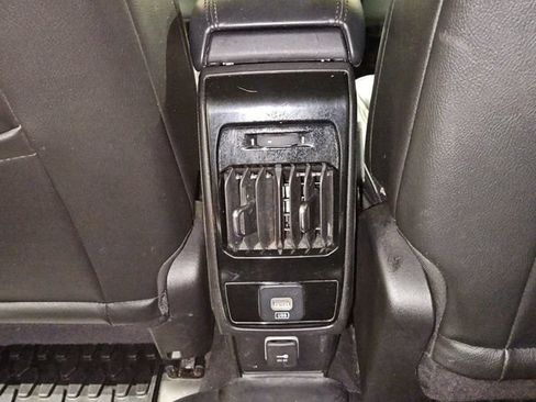 Used 2022 Jeep Compass Latitude AWD/4WD image 29