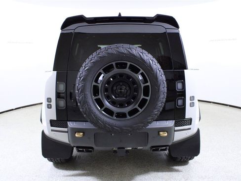 Used 2026 Land Rover Defender 110 OCTA AWD/4WD image 6