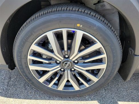 New 2024 Nissan Kicks SV image 14