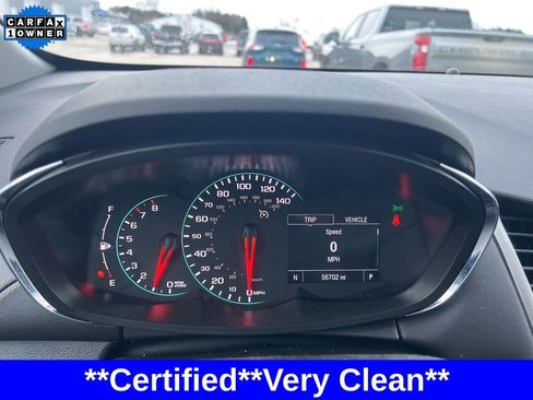 Used 2020 Chevrolet Trax LT w/ LT Convenience Package image 9