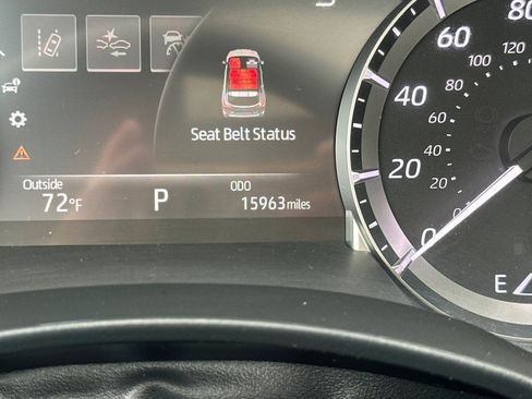 Used 2023 Toyota Highlander XLE image 25