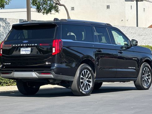Used 2025 Ford Expedition Max Platinum image 4