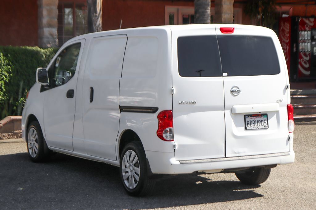 Used 2018 Nissan NV200 SV w/ Navigation Package FWD image 8