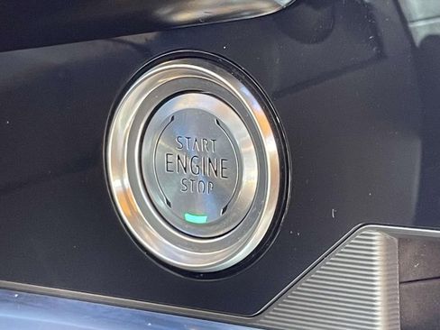 Used 2022 Chevrolet Corvette Stingray Premium Conv w/ 3LT image 30