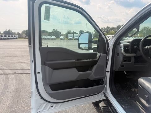 New 2026 Ford F350 XL AWD/4WD image 16