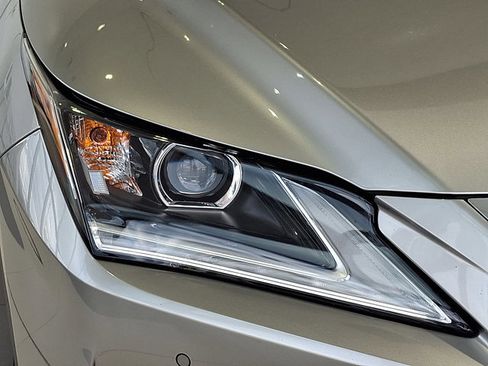 Used 2019 Lexus RX 450hL Premium image 9