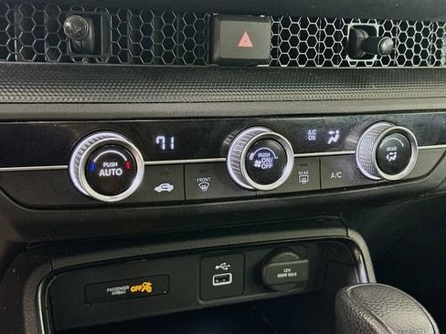 Used 2024 Honda CR-V LX image 18