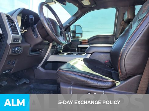 Used 2017 Ford F250 King Ranch w/ King Ranch Ultimate Package image 4
