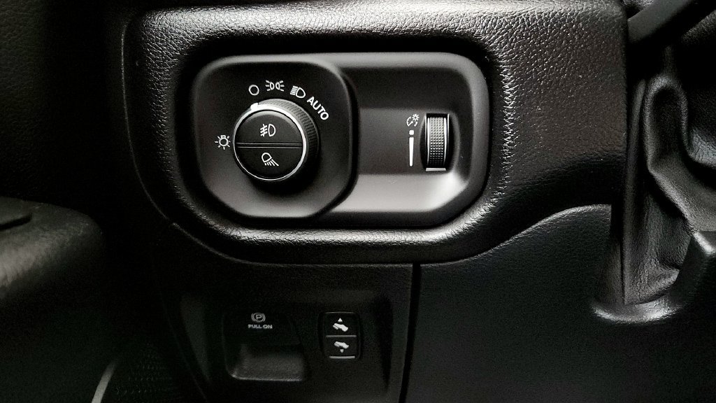 Used 2021 RAM 1500 Big Horn AWD/4WD image 34