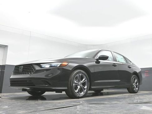 New 2026 Honda Accord EX-L image 38