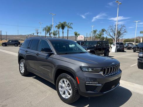 Certified 2023 Jeep Grand Cherokee Limited RWD image 2