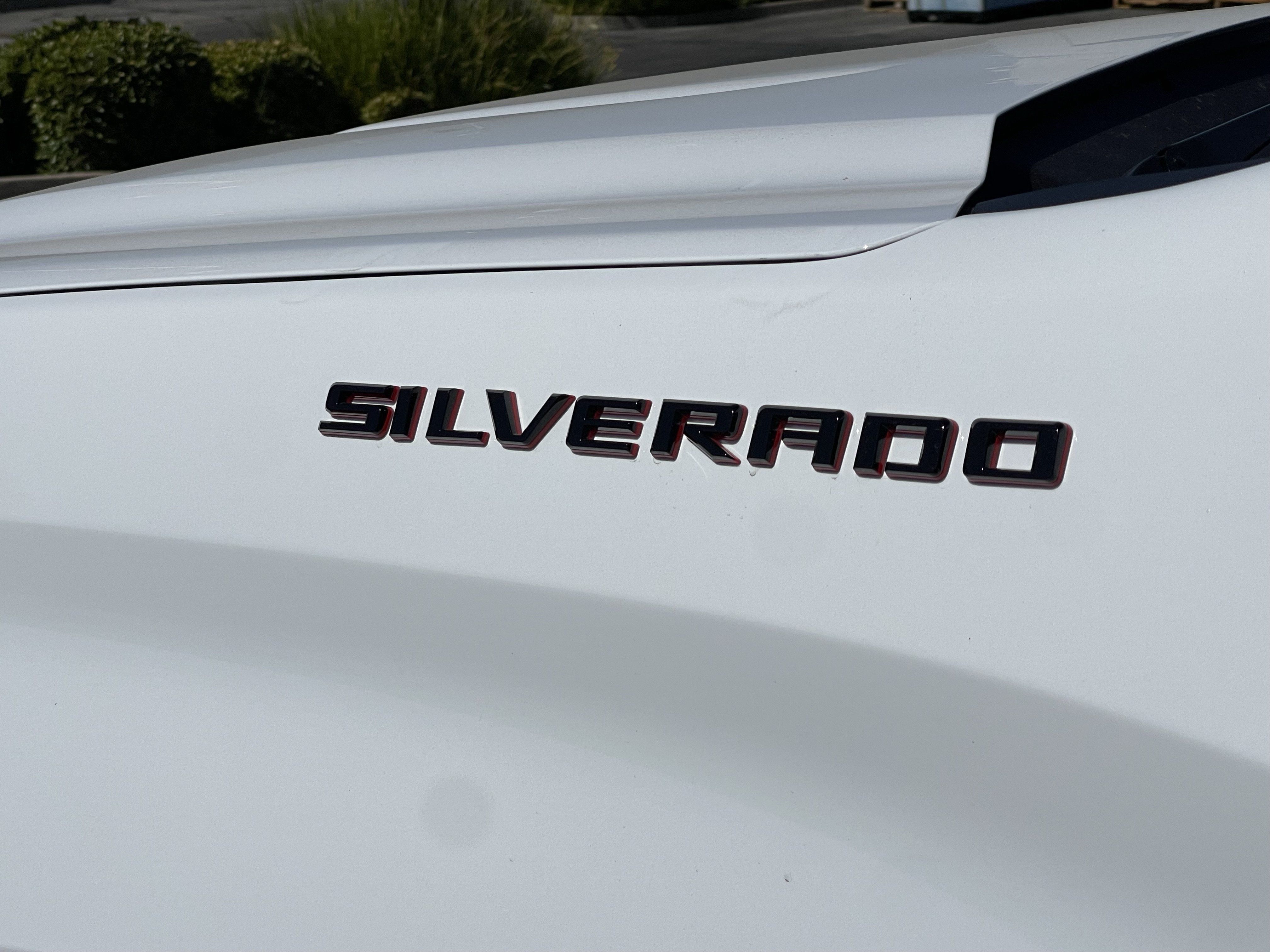 New 2026 Chevrolet Silverado 1500 RST w/ Redline Edition AWD/4WD image 9