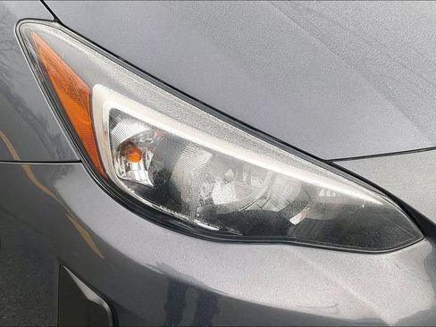 Certified 2023 Subaru Crosstrek 2.0i image 32