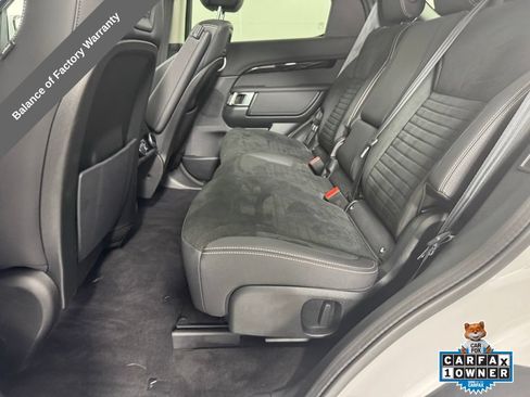 Used 2023 Land Rover Discovery S AWD/4WD image 29