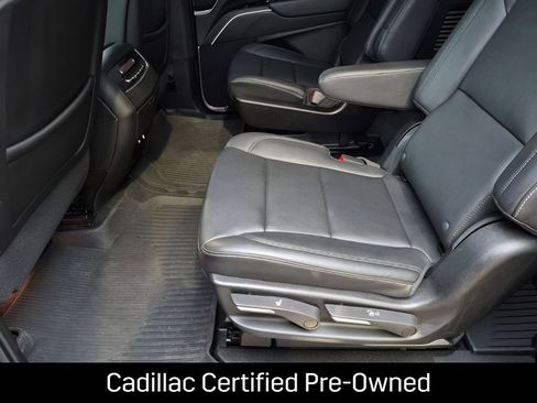 Certified 2023 Cadillac Escalade ESV Luxury RWD image 22