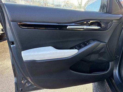 Used 2023 Kia Seltos EX image 8