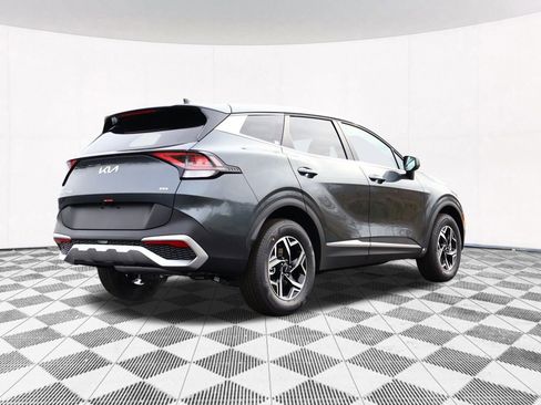 Used 2025 Kia Sportage LX image 15