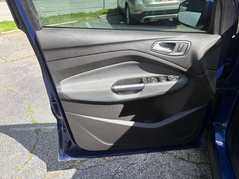 Used 2013 Ford Escape SE image 17