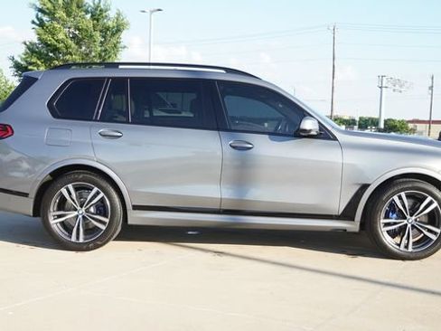 Used 2024 BMW X7 xDrive40i w/ Executive Package AWD/4WD image 10
