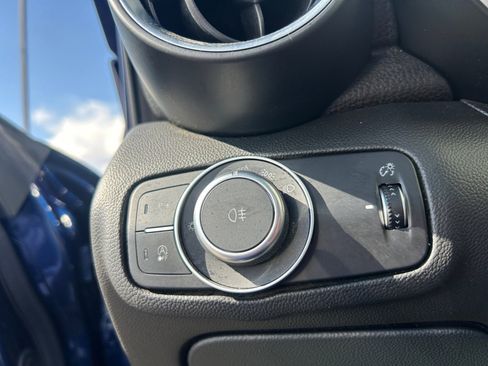 Used 2017 Alfa Romeo Giulia Ti RWD image 24