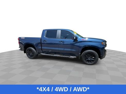 Used 2021 Chevrolet Silverado 1500 LT Trail Boss w/ Convenience Package II AWD/4WD image 2