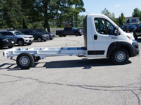 Used 2024 RAM ProMaster 3500 w/ Cold Weather Group image 6