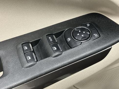Used 2021 Ford EcoSport SE w/ SE Convenience Package FWD image 19