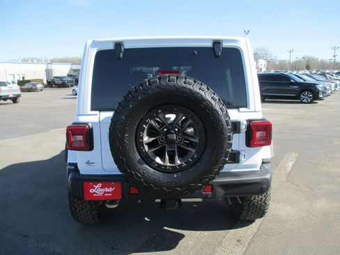 Used 2024 Jeep Wrangler Unlimited Rubicon 392 image 6