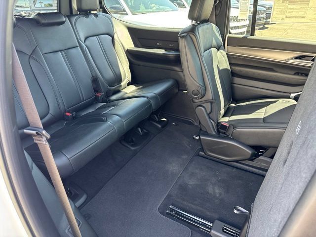 New 2026 Jeep Grand Wagoneer Limited AWD/4WD image 26