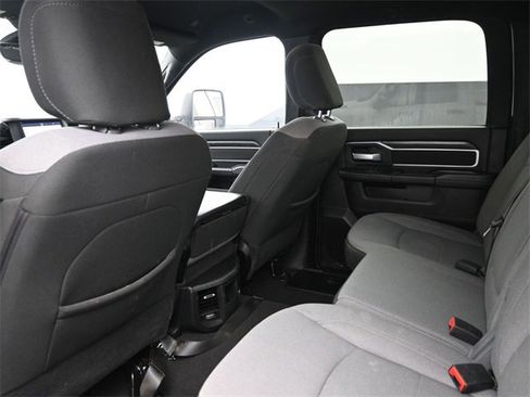 Used 2024 RAM 2500 Big Horn image 11