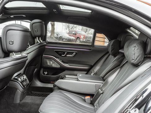 Used 2022 Mercedes-Benz S 500 4MATIC image 35